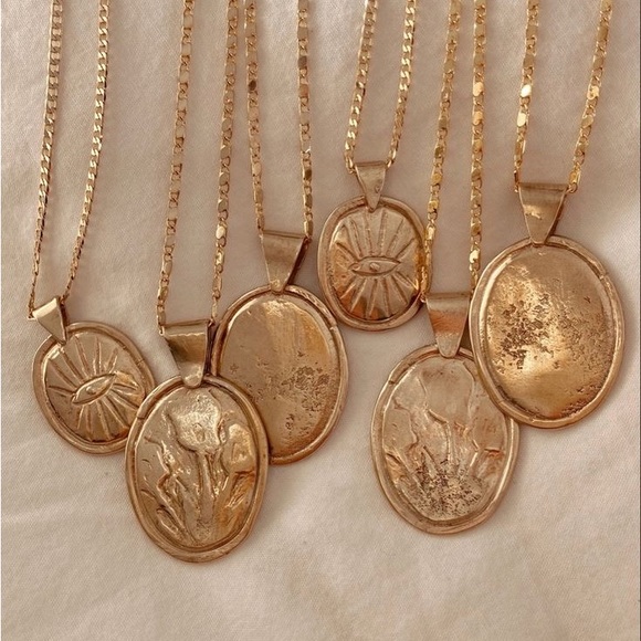 Fade Into the Abstract Jewelry - Fade into the Abstract Wyld brass pendant necklace